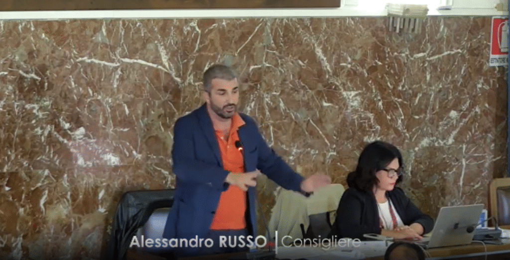 Zanklon, la "patata bollente" che scotta il Consiglio. Aula disorientata e impaurita: tutto rinviato 3 Screenshot 2025 11 05 182014