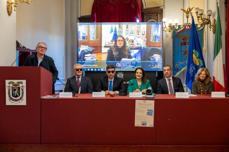 BURZOMATI, NAVA, CARBONE, PARATORE, COSTANTINO, TRIPODO. IN VIDEO COLLEGAMENTO L'ON. LOCATELLI MINISTRA PER LE DISABILITÀ