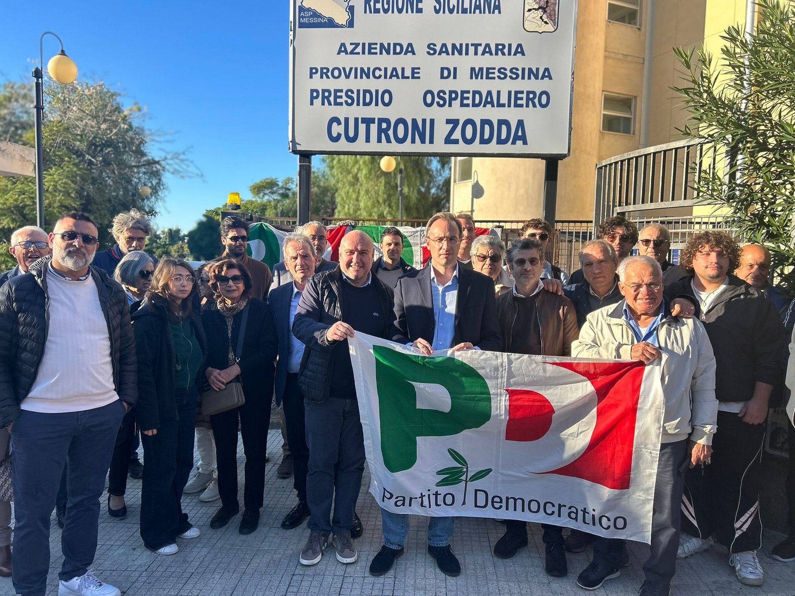 sit in pd barcellona cutroni zodda