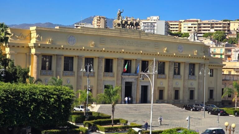 Presunti episodi di corruzione all'Asp di Messina, arrivano le prime assoluzioni: due imputati scagionati con formula piena