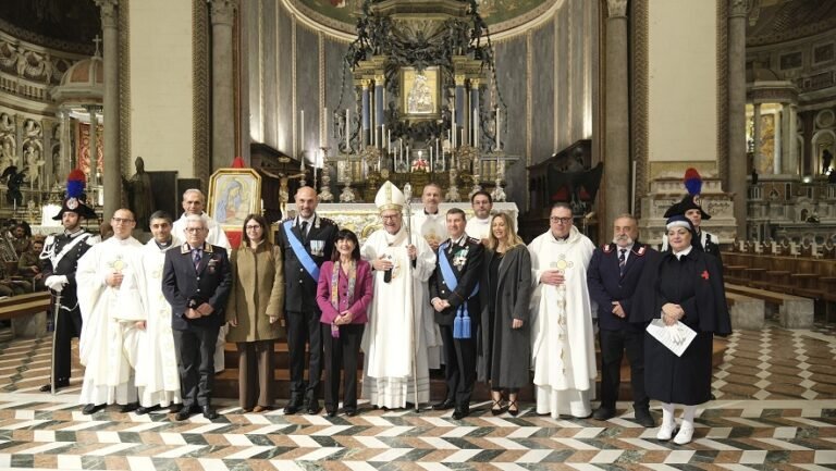 Messina, i Carabinieri celebrano la “Virgo Fidelis”, loro Santa Patrona