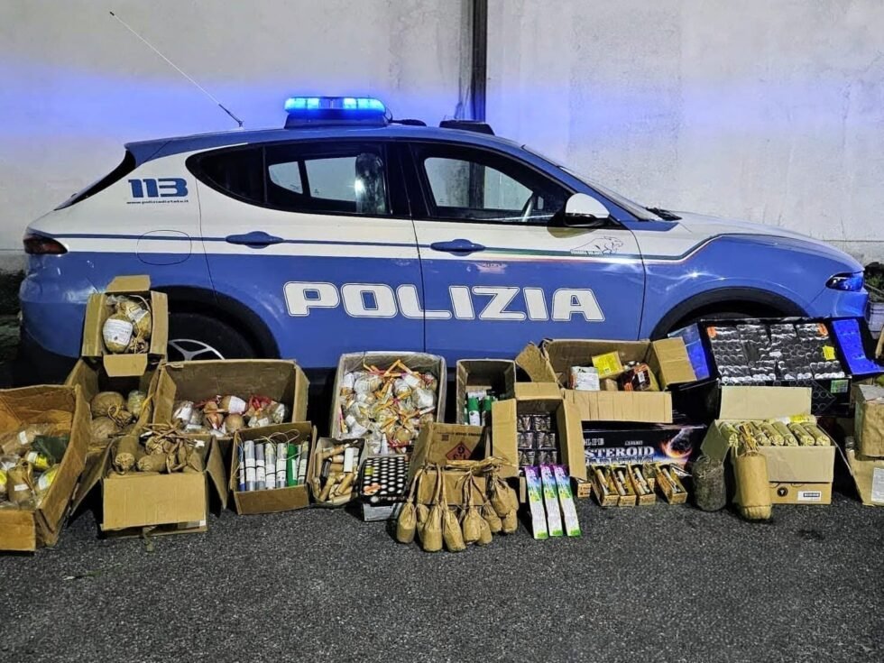 LA POLIZIA DI STATO ARRESTA 48ENNE IN FLAGRANZA DI REATO. SEQUESTRATI OLTRE 180 KG DI MATERIALE ESPLODENTE 1 IMG 20251218 WA0044