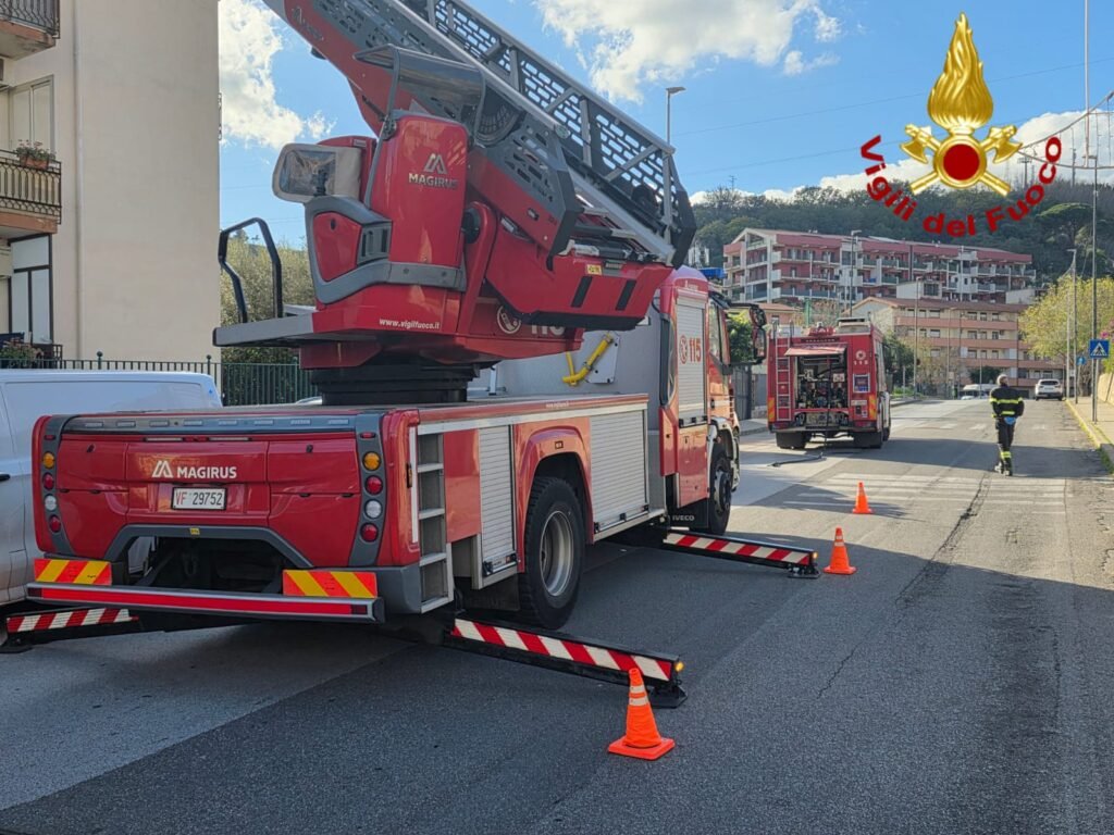 Incendio appartamento Minissale VVFF