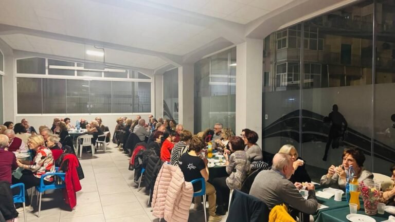 Natale Insieme in Periferia: una bella serata di musica, balli e condivisione.