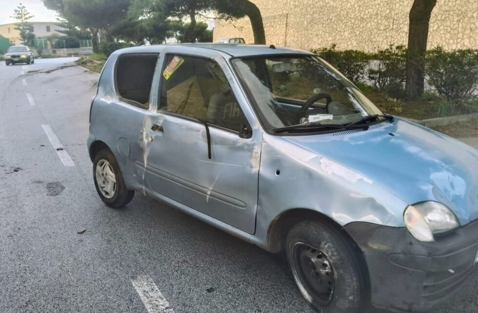 MESSINA - INCIDENTE AUTONOMO IN DIREZIONE PAPARDO: AUTO SI RIBALTA, ILLESO 21ENNE 1 WhatsApp Image 2025 12 22 at 10.43.24