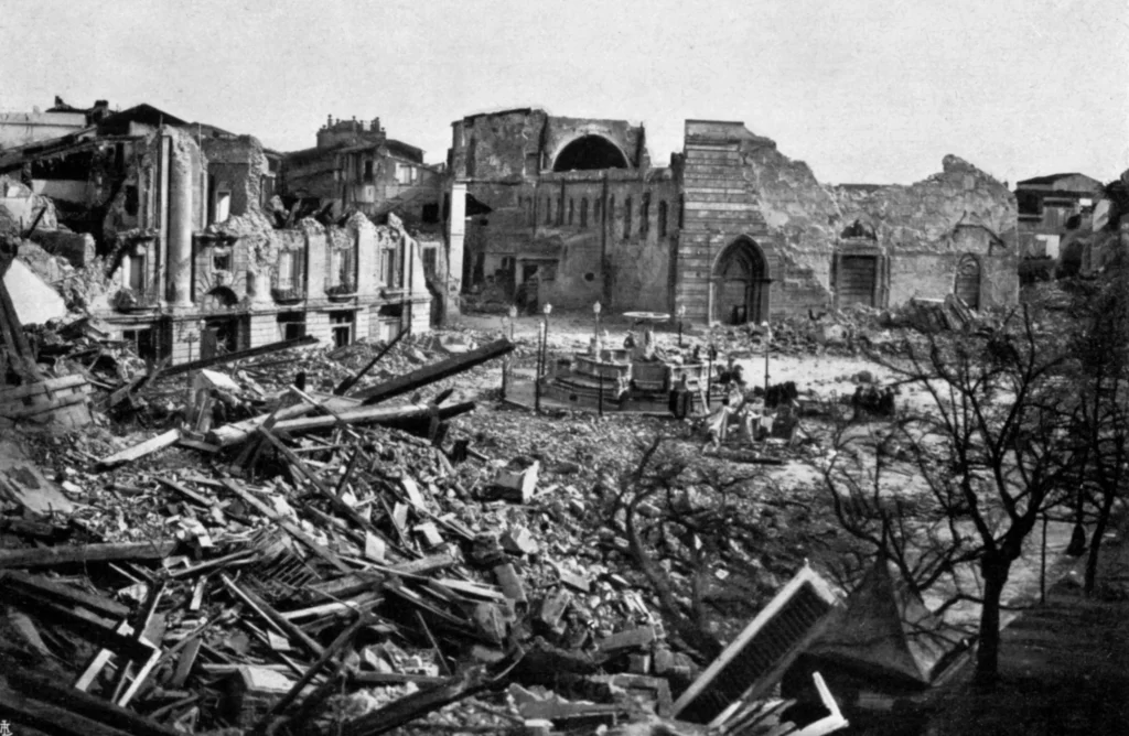 piazza duomo messina terremoto 1908 scaled 1