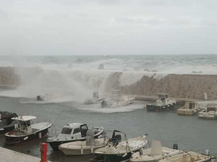 Prosegue l’ondata di maltempo. Cdm convocato alle 15.30, stato d'emergenza per Calabria, Sicilia e Sardegna 4 9ea0d35eaa48c487f7f0e40468cdd826