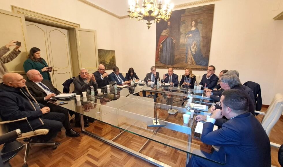 Maltempo cabina di regia02