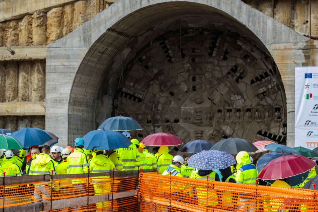 breakthrough cefalu stampa 3