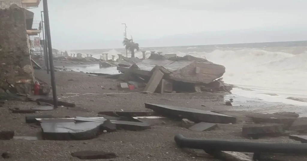 danni harry furci siculo