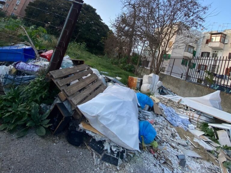 Parco Magnolia di Giostra: Gioveni "una 'bomba ecologica' da disinnescare!