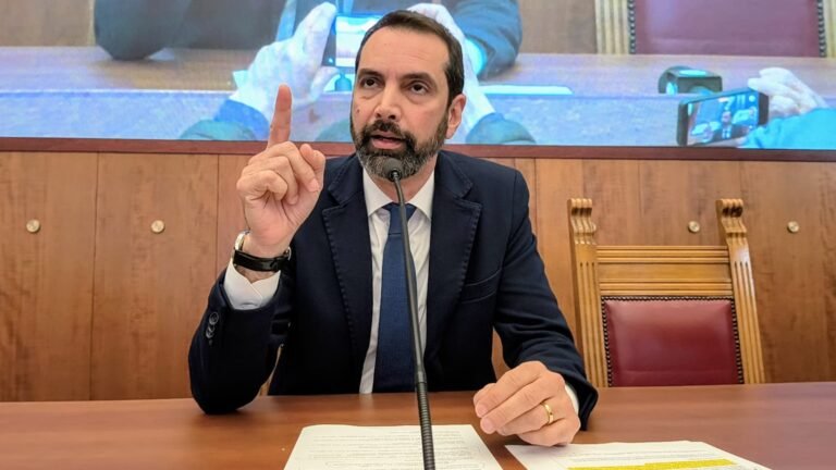 Consiglio straordinario sulla Relazione di inizio mandato, il Pd: «Basile ha mal sopportato il confronto»