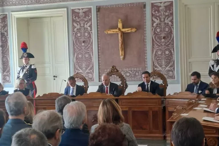 Presidente Cga Sicilia, sì o no a referendum serve rispetto reciproco