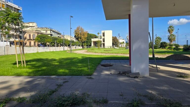 Ex Fiera, il parco è finito ma il Comune non c'è. Russo: «Basile chieda l'area prima di dimettersi»