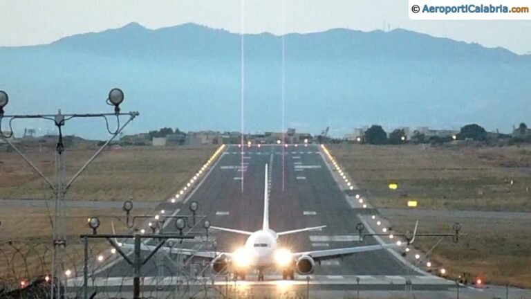 Malpensa rifà il look alla pista, voli rivoluzionati: la rotta da Reggio Calabria trasloca a Bergamo