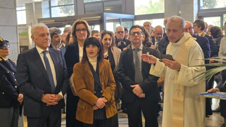 MESSINA, PALACULTURA. È STATA INAUGURATA OGGI LA MOSTRA DELLA POLIZIA DI STATO DEDICATA ALLE VITTIME DI MAFIA.