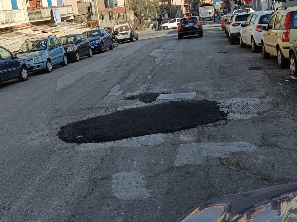 FOTO STRADE DISSESTATE QUARTIERE CONTESSE MESSINA