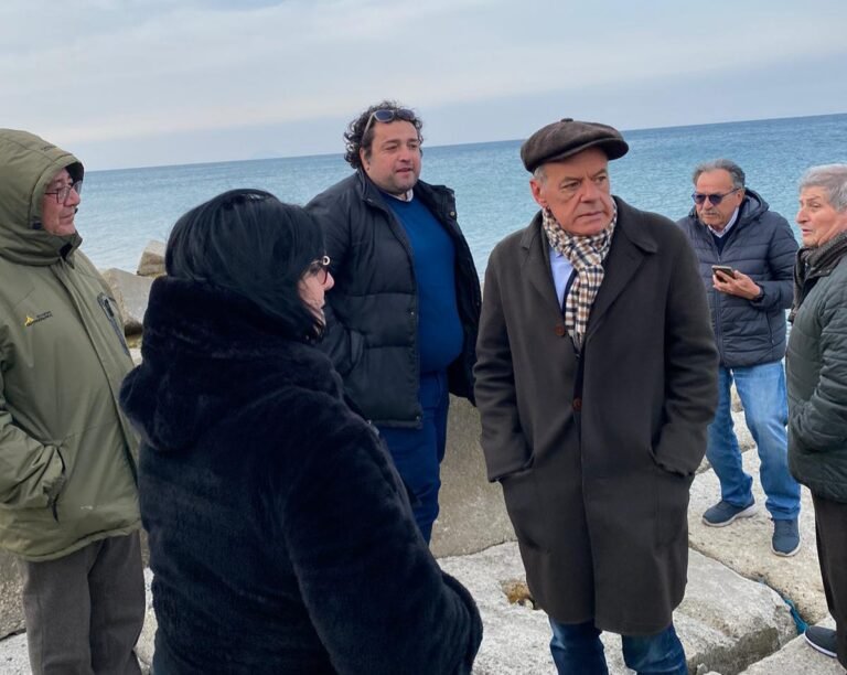 EROSIONE COSTIERA E MALTEMPO, SCURRIA: “EMERGENZE SOTTOVALUTATE E FAMIGLIE IN DIFFICOLTA’. IN OTTO ANNI NULLA E’ CAMBIATO”.