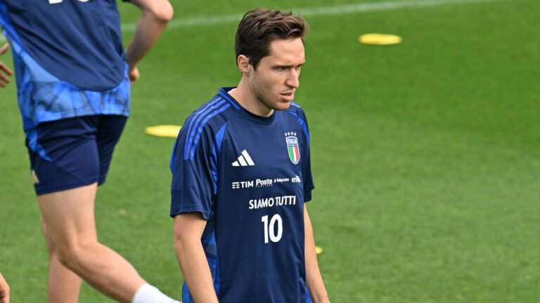 Federico Chiesa lascia il ritiro della Nazionale, chiamato Nicolò Cambiaghi