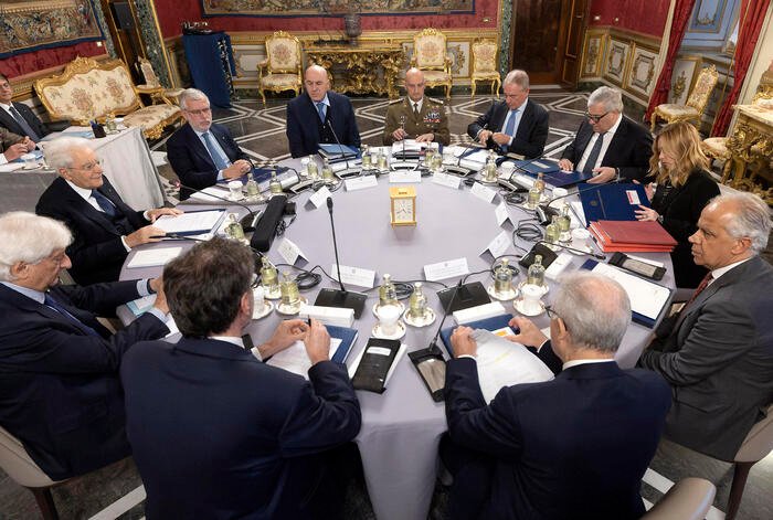 Il presidente della Repubblica Sergio Mattarella in occasione della riunione del Consiglio Supremo di Difesa a Roma, in una immagine del 17 novembre 2025.