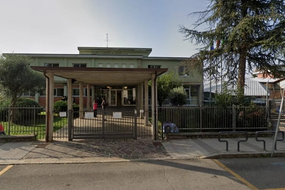 scuola bergamasco accoltellamento docente