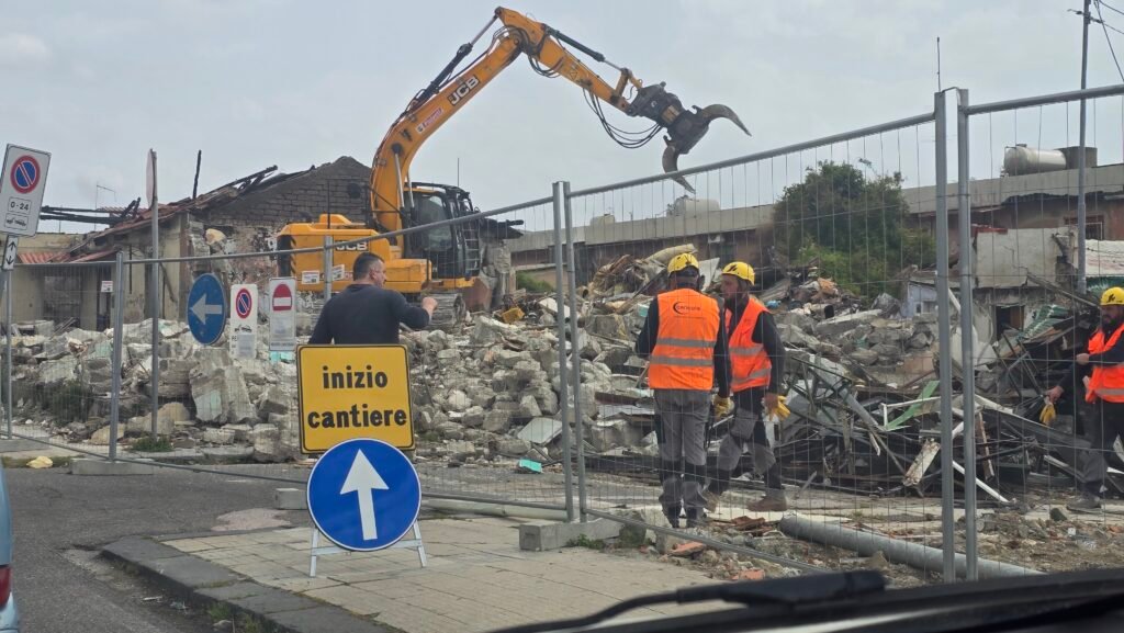 Viabilità compromessa e pregiudizi alla sicurezza tra via Taormina e aree limitrofe: la proposta di Gioveni e Danzi per mitigare i rischi 3 20260415 112152