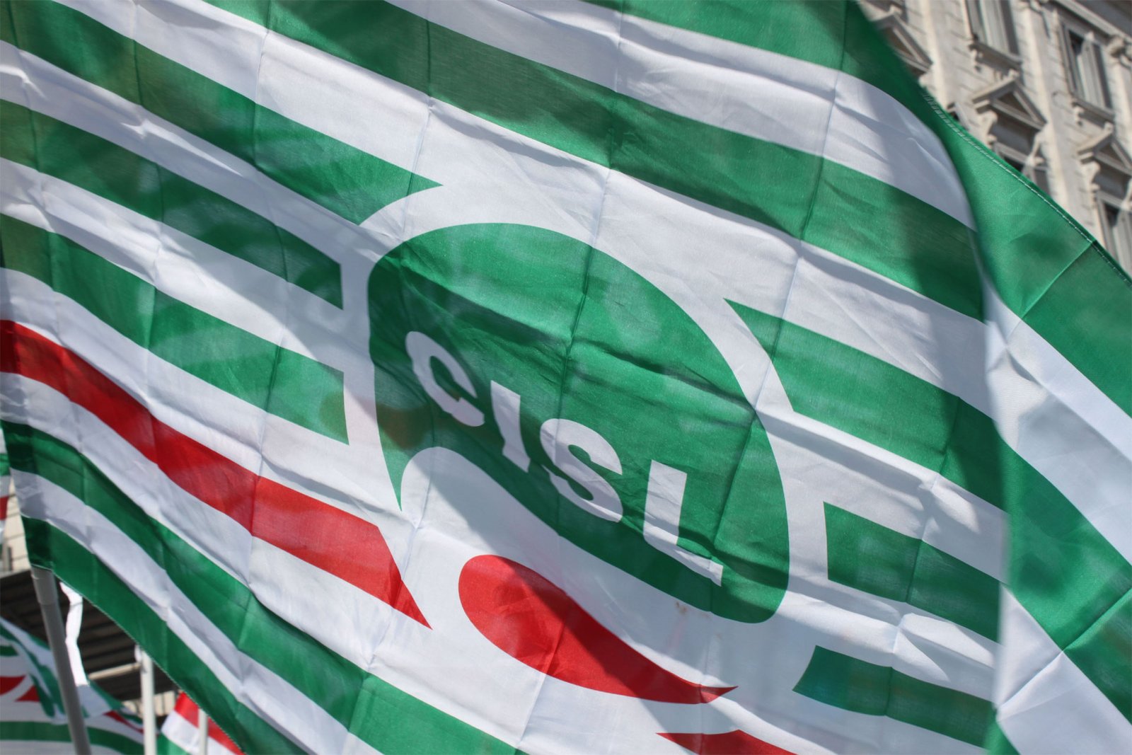 Lavoro stagionale, Fisascat Cisl Messina: «Pochi mesi di lavoro non garantiscono un reddito annuo»