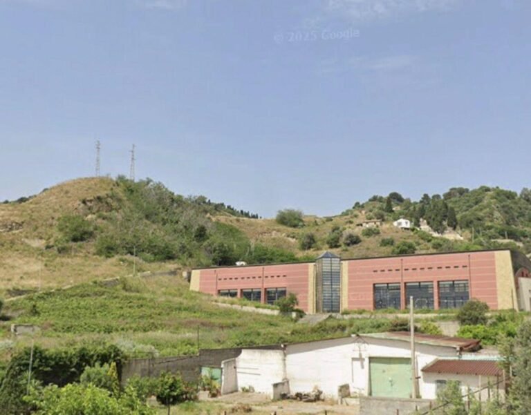 Compostaggio a Milì Marina, il "no" di FdI: «Assurdo costruirlo tra le case»
