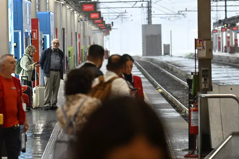 stop treni guasto AV