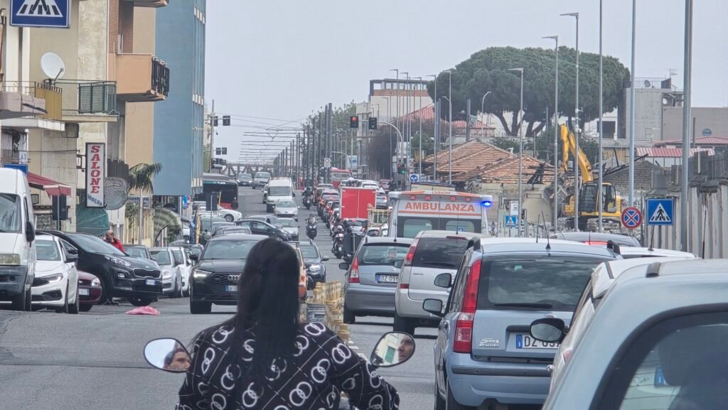 Viabilità compromessa e pregiudizi alla sicurezza tra via Taormina e aree limitrofe: la proposta di Gioveni e Danzi per mitigare i rischi 4 via taormina