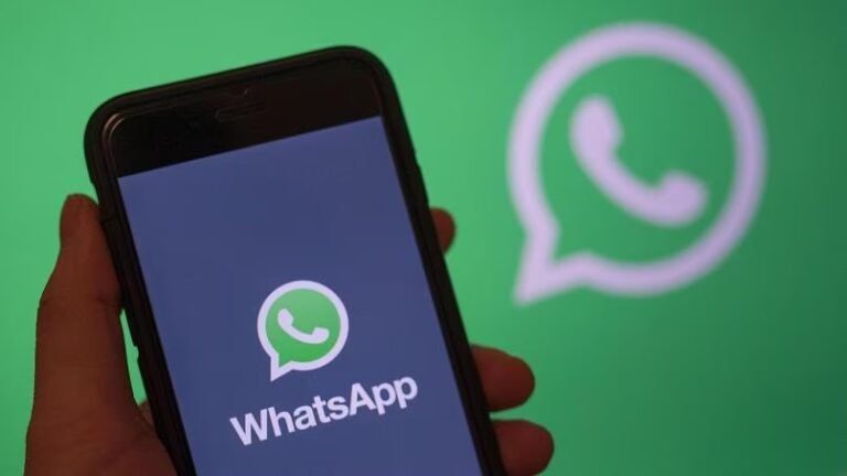 WhatsApp, scoperta l'app clone che spia gli utenti: dietro c'è l'ombra dell'intelligence
