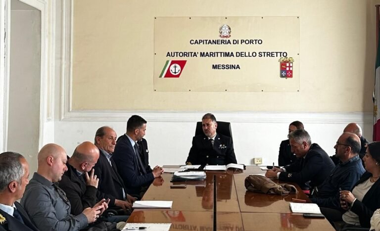 Capitaneria di Porto di Messina. Riunione di coordinamento con i Comuni costieri. Stagione balneare 2026