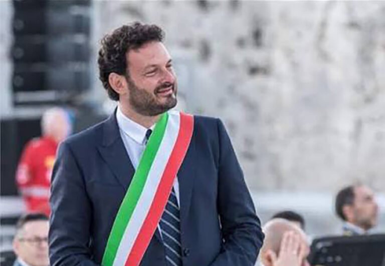 La fine di un equivoco: il trasformismo lampo di Sonia Alfano e il giustizialismo respinto da Azione