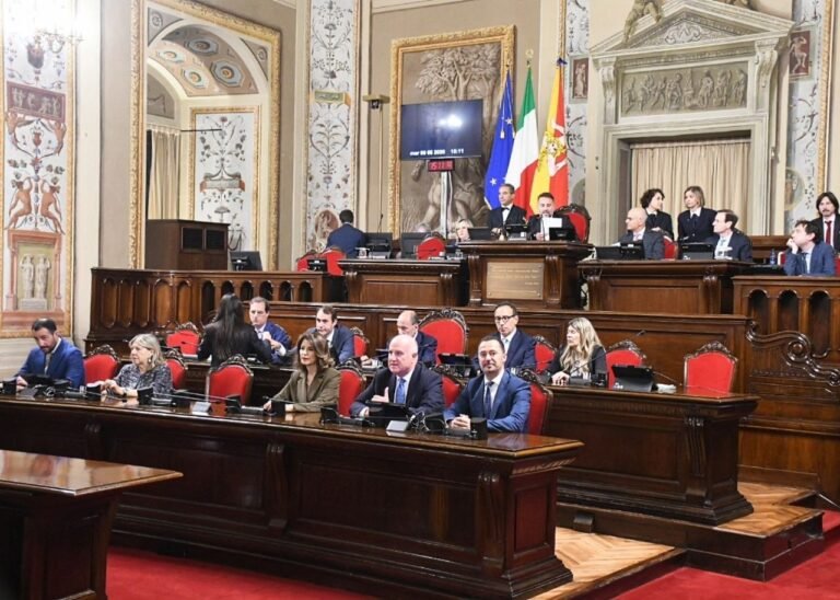 Regione Sicilia, i nuovi assessori Albano, Caruso e Ingala giurano all'Ars 