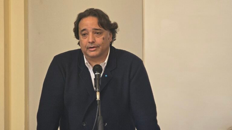 Scontro Uil-UniLav: la vertenza sindacale inciampa sulla sede della riunione