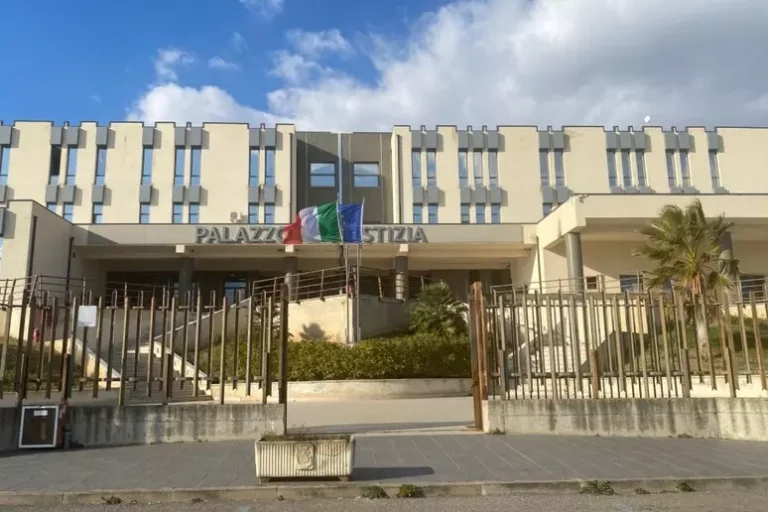 Sopravvissuto a strage dei braccianti ha lottato per uscire dal mezzo
