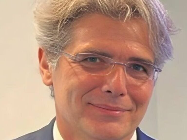 Incidente nel Messinese: randagi inseguono una moto, grave il presidente di Sicindustria Agrigento