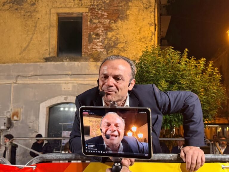 PARERE NEGATO A SUD CHIAMA NORD MA VISIONATO DA UN GIORNALISTA, DE LUCA: «CHI HA FATTO USCIRE UN DOCUMENTO DICHIARATO NON DIVULGABILE? PRESENTATA INTERROGAZIONE PARLAMENTARE»
