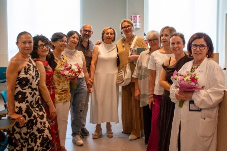 “Come fogli colorati”, presentato in anteprima in Humanitas Catania il libro scritto dalle pazienti della Senologia