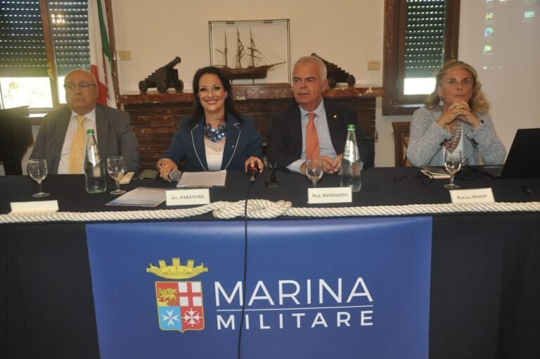 La Zona Falcata di Messina tra passato e futuro: un confronto tra storia, identità e prospettive di rigenerazione