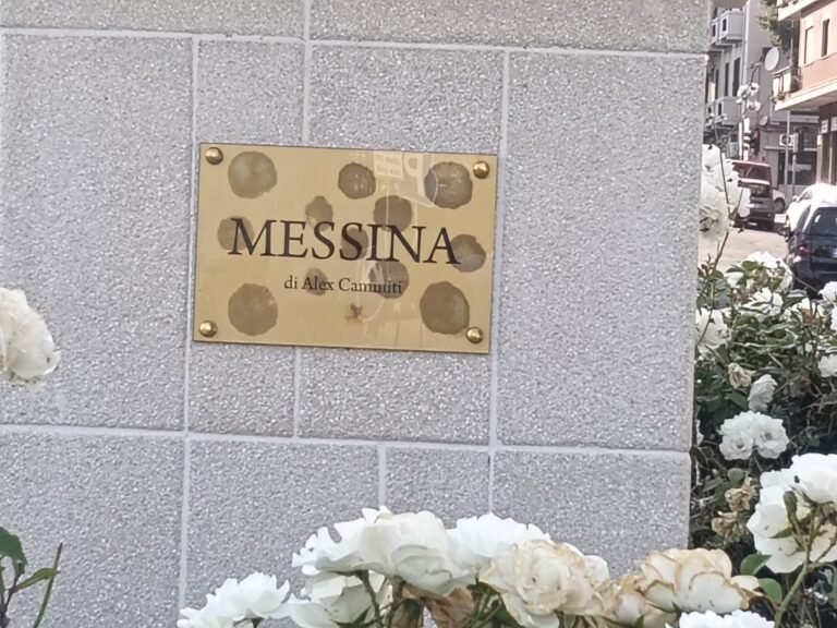 Un restauro a metà per la statua "Messina": l'amaro sfogo di Alex Caminiti