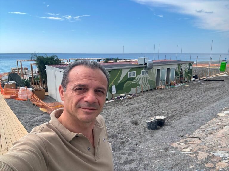 Cateno De Luca Nizza di Sicilia