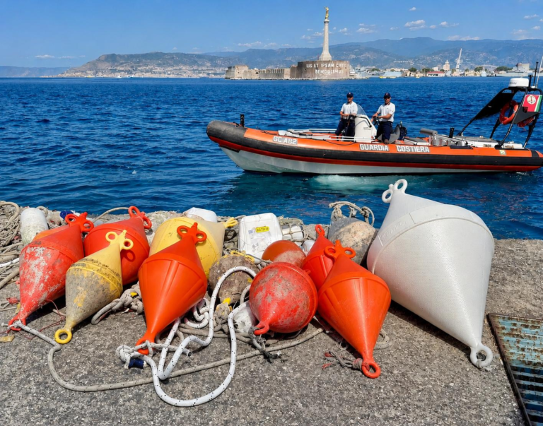 Capitaneria di Porto di Messina: intensificati i controlli lungo i litorali nel weekend, sanzioni per circa 10 mila euro.