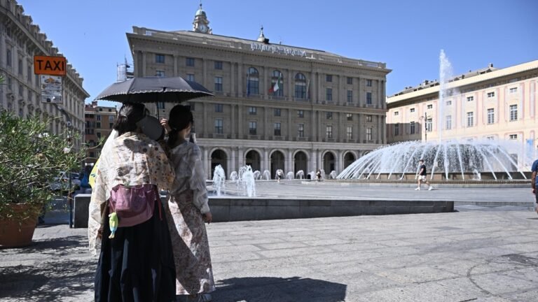 Ondata di caldo per altri 10 giorni: oggi 27 bollini rossi, venerdì allerta in 21 città