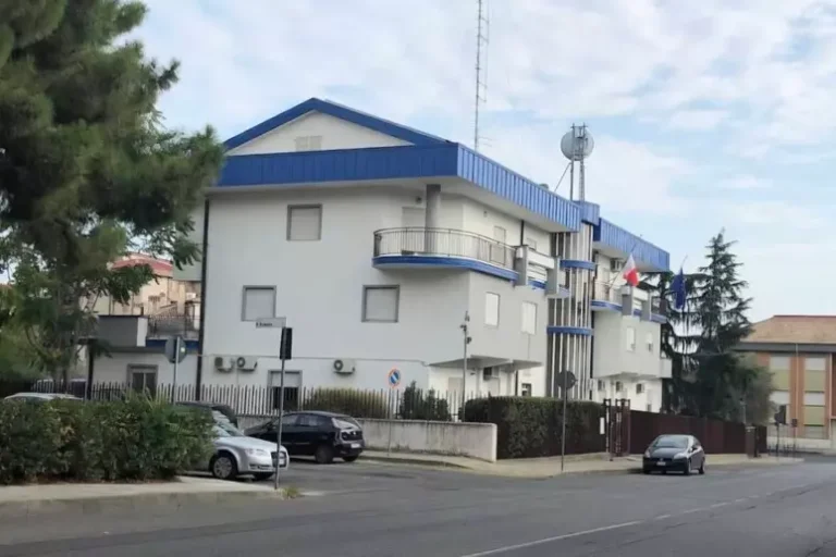 Anziana uccisa a colpi di pietra, fermato il marito