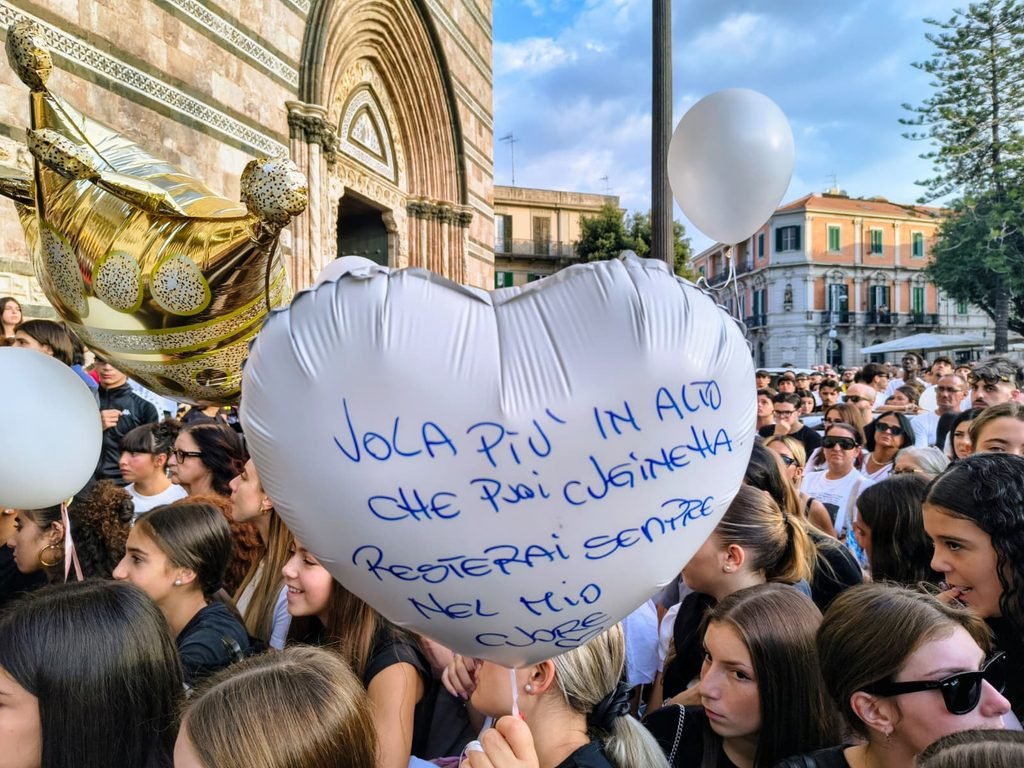 L'addio a Rebecca Galli - LE FOTO