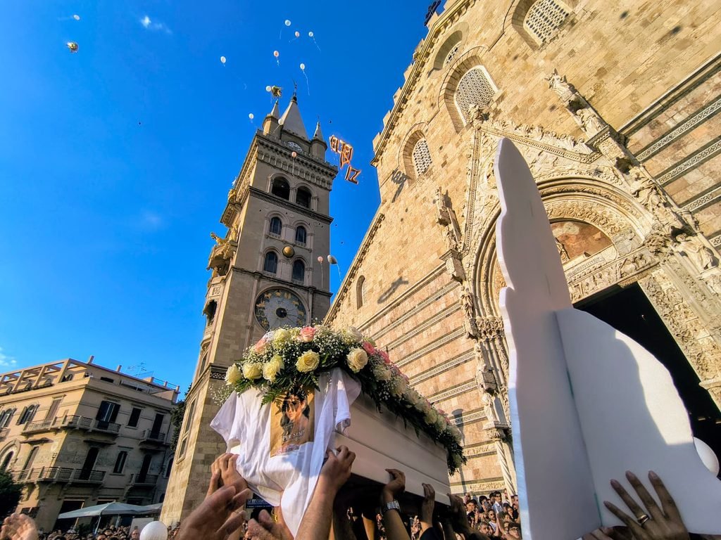 L'addio a Rebecca Galli - LE FOTO