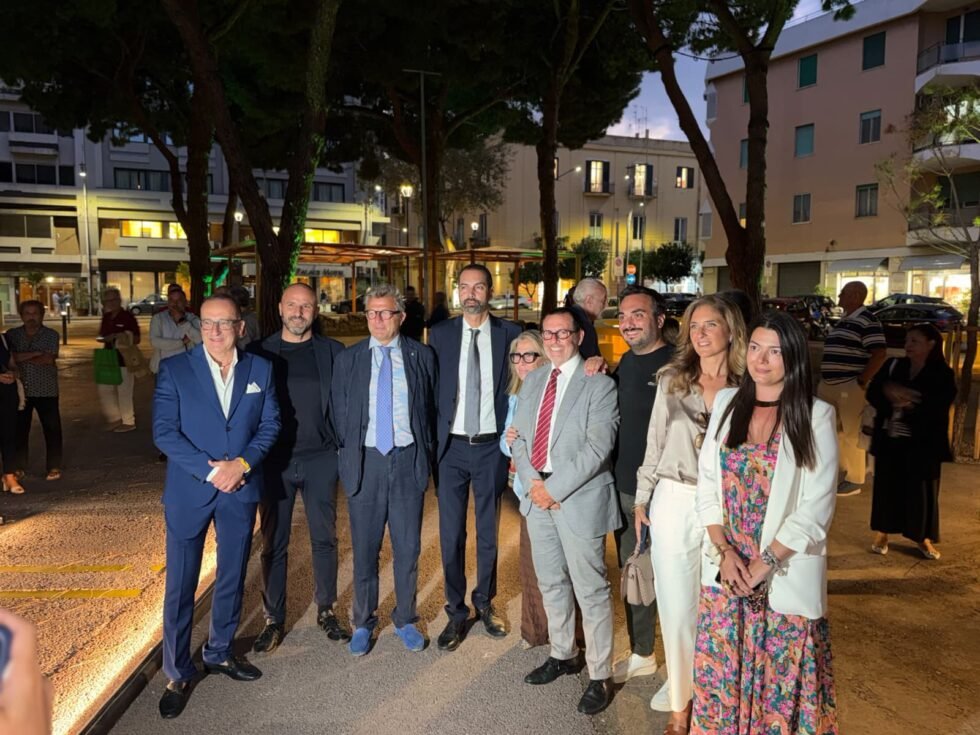 Messina, inaugurata la nuova Piazza Quasimodo: verde, arredi e poesia in uno spazio restituito alla città