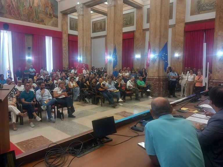 Comune di Messina, UIL FP, FP CGIL, CSA e SILPOL: «Segnali di apertura dal sindaco Basile. Ora servono atti concreti: permane lo stato di agitazione»