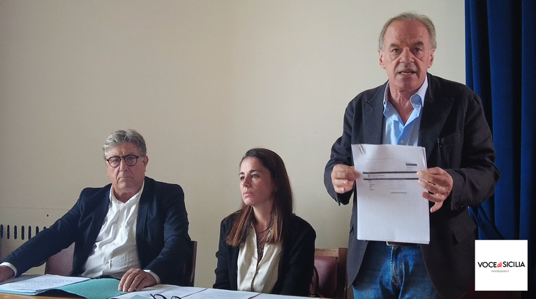 Contratto di servizio Messina Social City, l'opposizione alza le barricate: "Atto viziato, serve una commissione d'inchiesta"